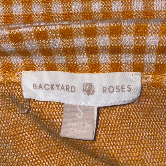 Backyard Roses “Carrie” top- Short puff sleeve orange and white gingham size S - Picture 5 of 6
